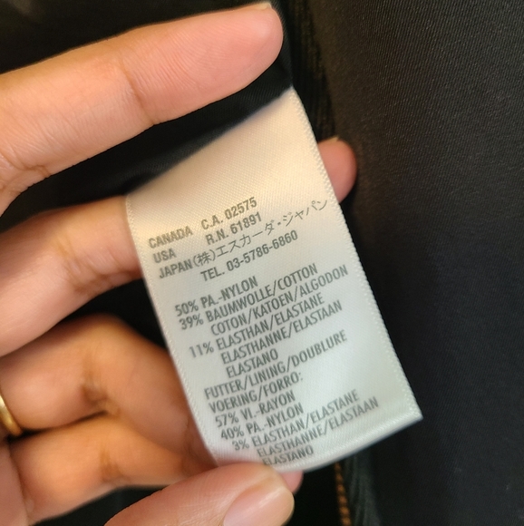 ESCADA SPORT Zipped Split Jacket in Black … - Picture 7 of 10